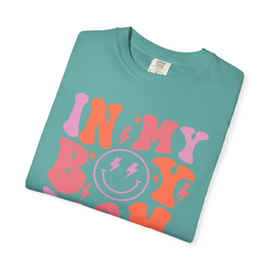 Mom Era Retro Graphic T-Shirt — "In My Boy Mom Era" Smiley Tee